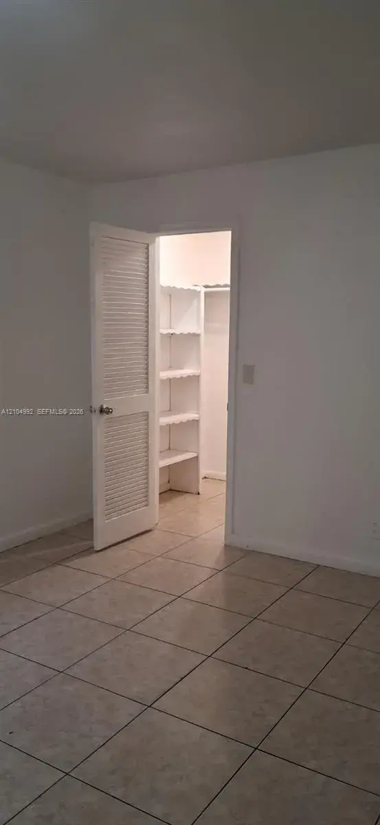 2 bedroom 2 bath Residential Lease for rent at 2332 Fillmore St # C, Hollywood FL 33020