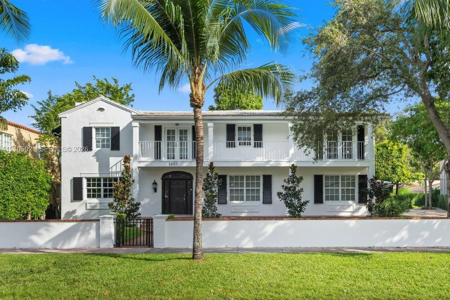 5 bedroom 4 bath Residential for sale at 1457 Certosa Ave, Coral Gables FL 33146