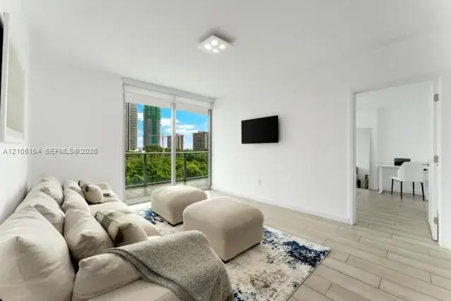 2 bedroom 2 bath Residential for sale at 1600 SW 1st Ave # 707, Miami FL 33129