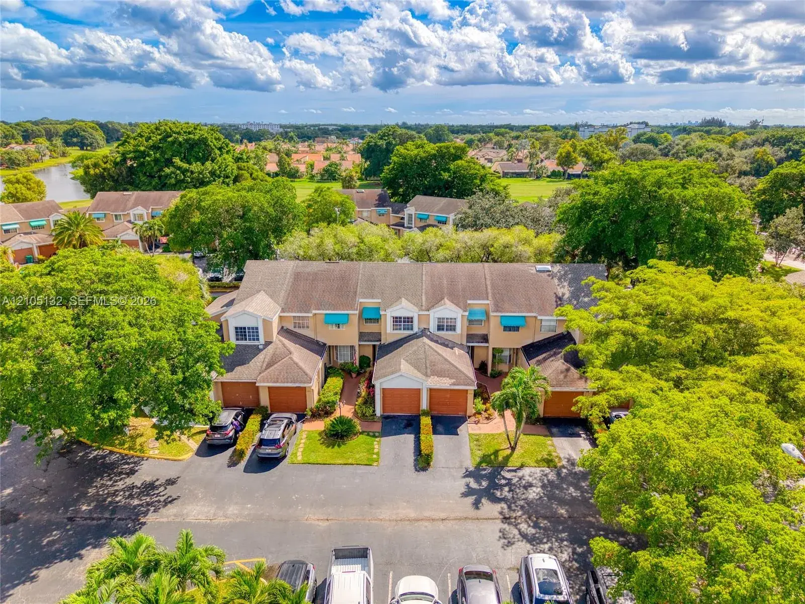 2 bedroom 2 bath Residential for sale at 7105 Woodmont Way, Tamarac FL 33321