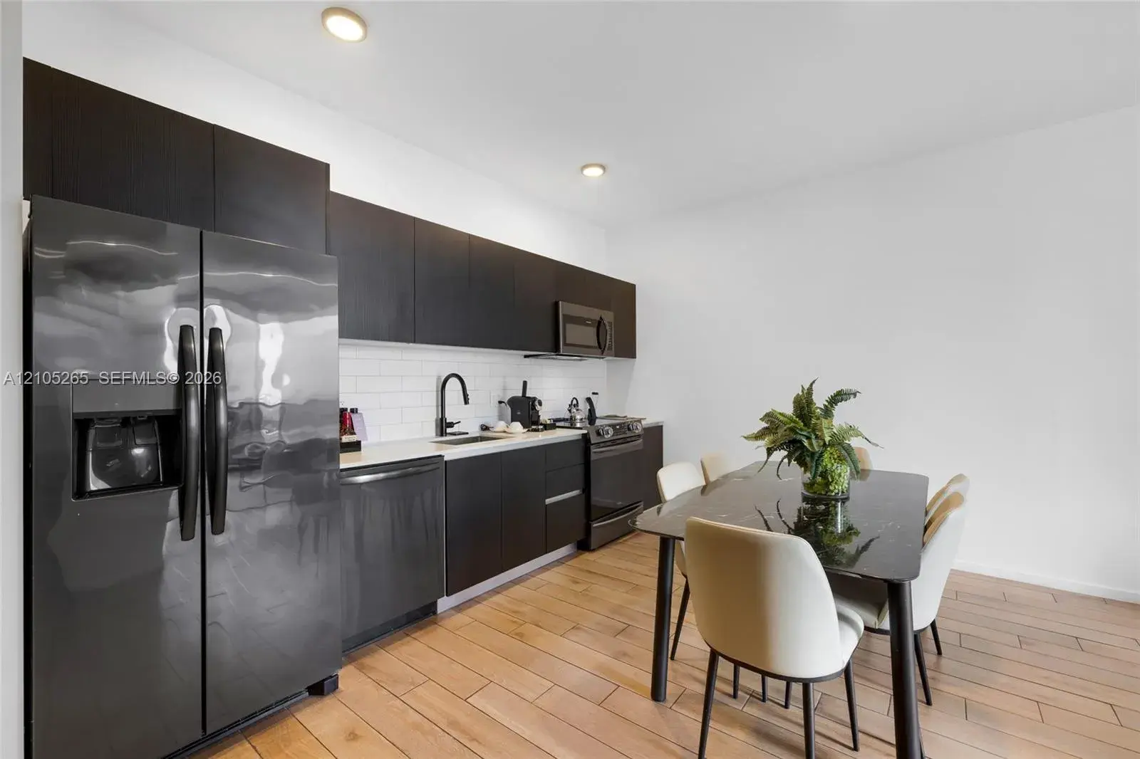 1 bedroom 1 bath Residential for sale at 398 NE 5th St # 2219, Miami FL 33132
