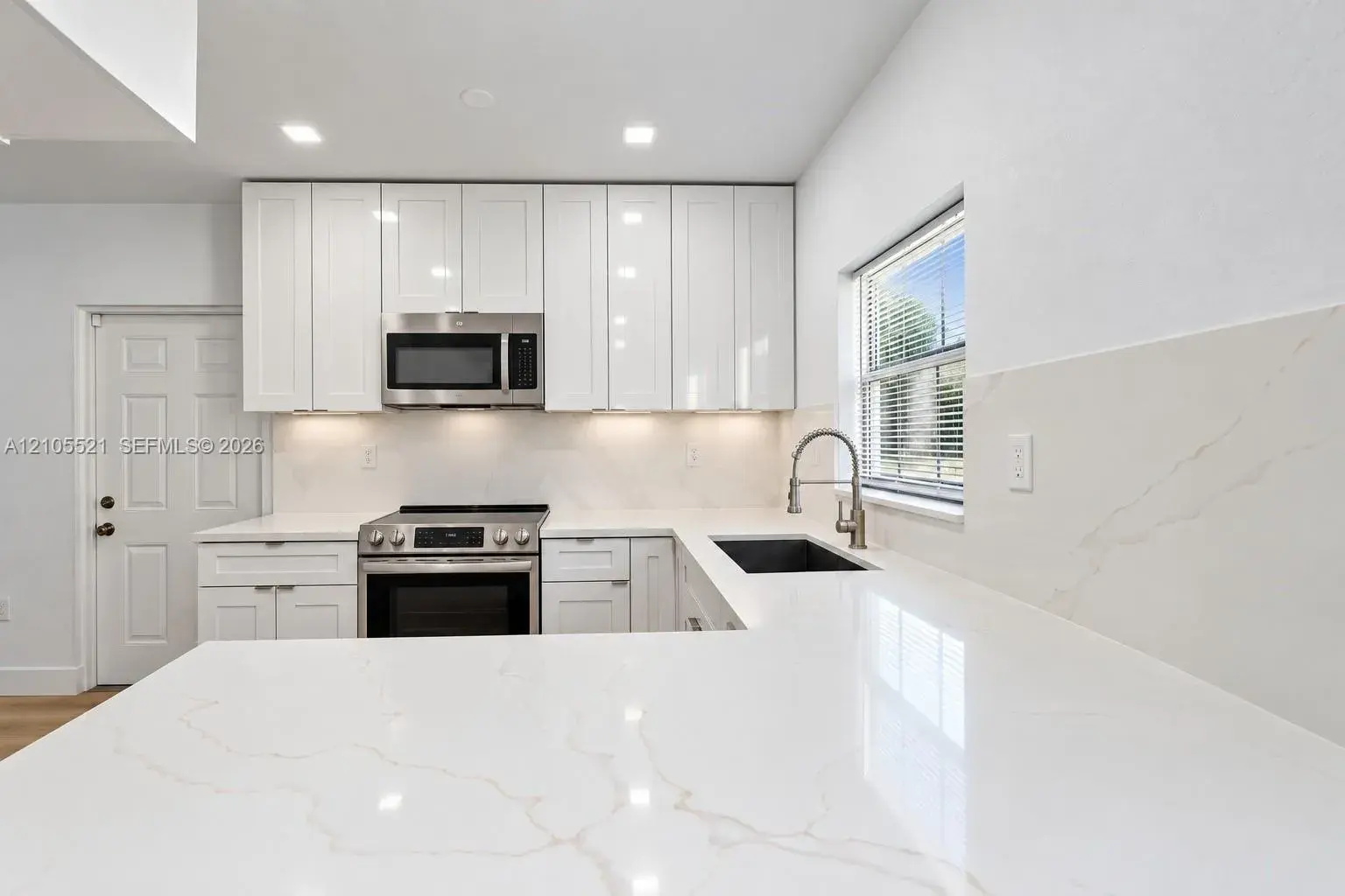 2276 NW 81st St, Miami FL 33147