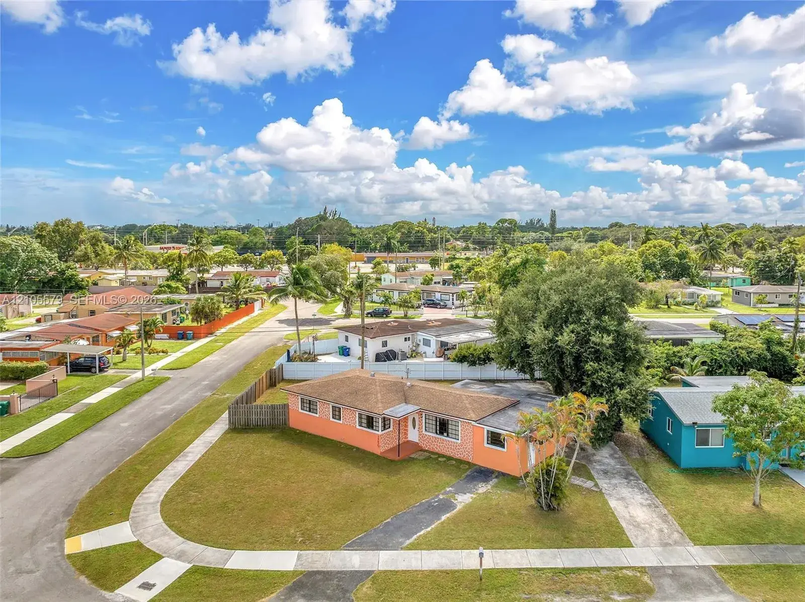 1750 NW 185th St, Miami Gardens FL 33056