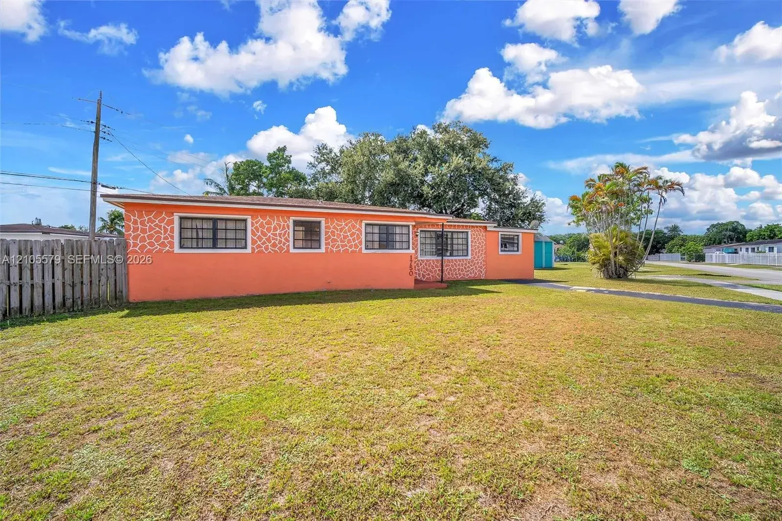 1750 NW 185th St, Miami Gardens FL 33056