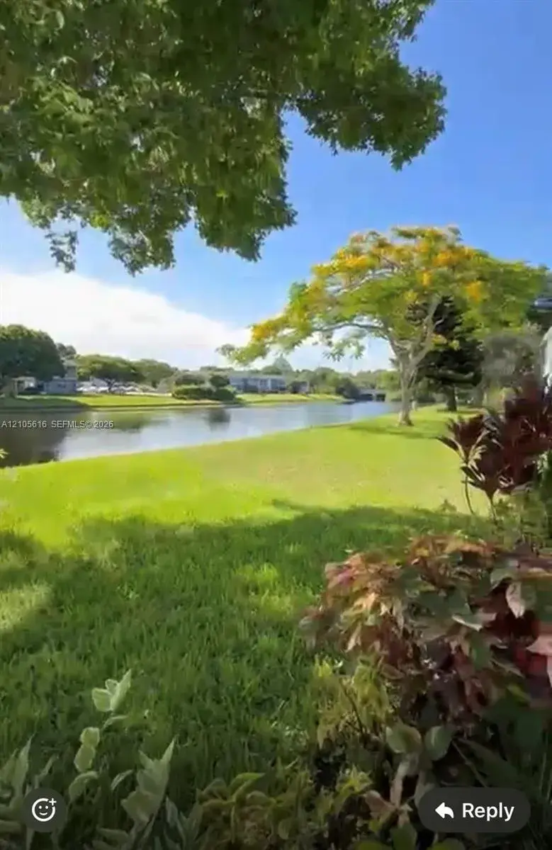 2 bedroom 1 bath Residential for sale at 573 Durham U # 573, Deerfield Beach FL 33442