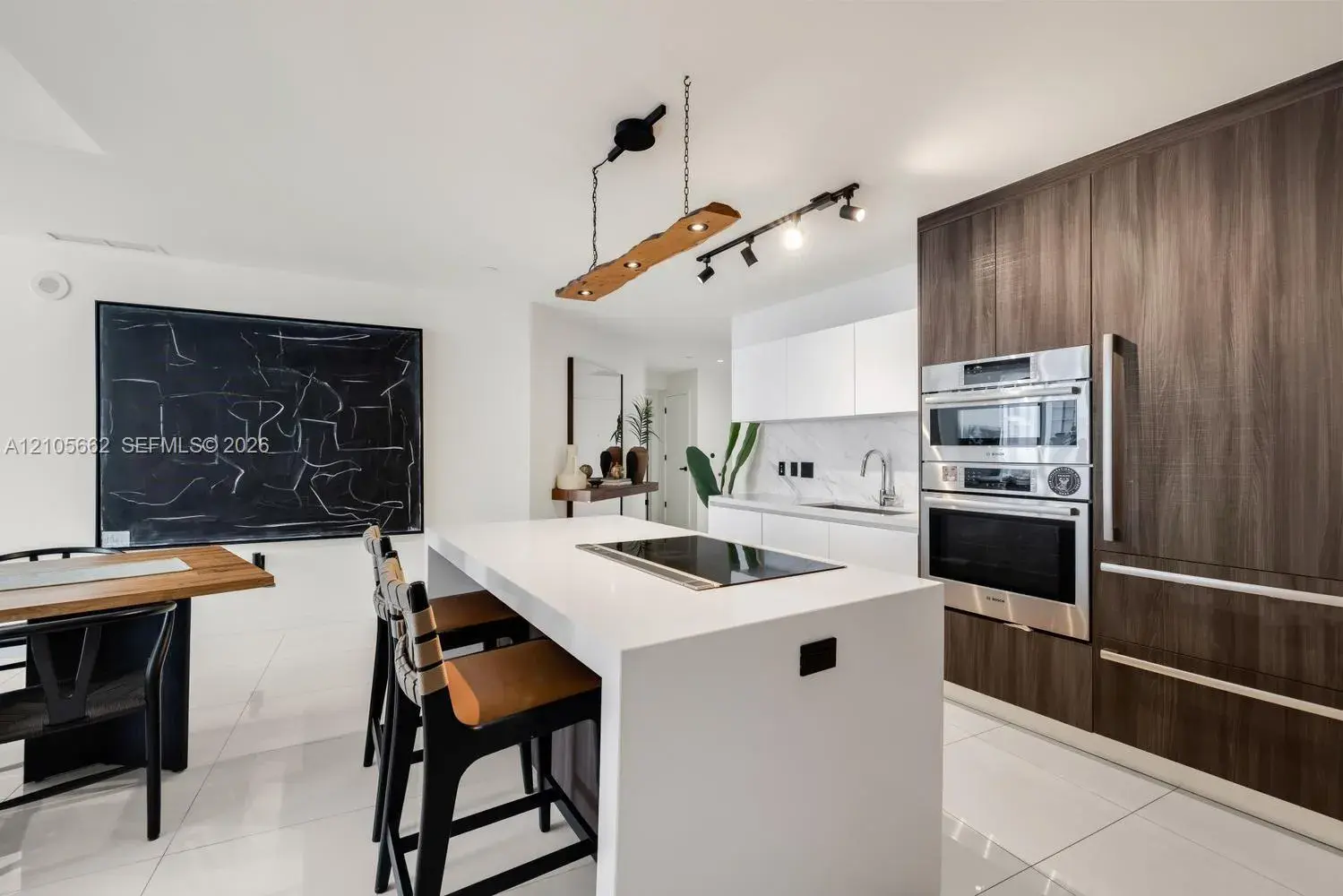 851 NE 1st Ave # 3403, Miami FL 33132