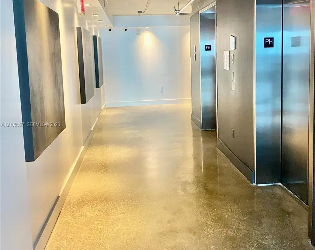 40 SW 13 ST, Miami FL 33130