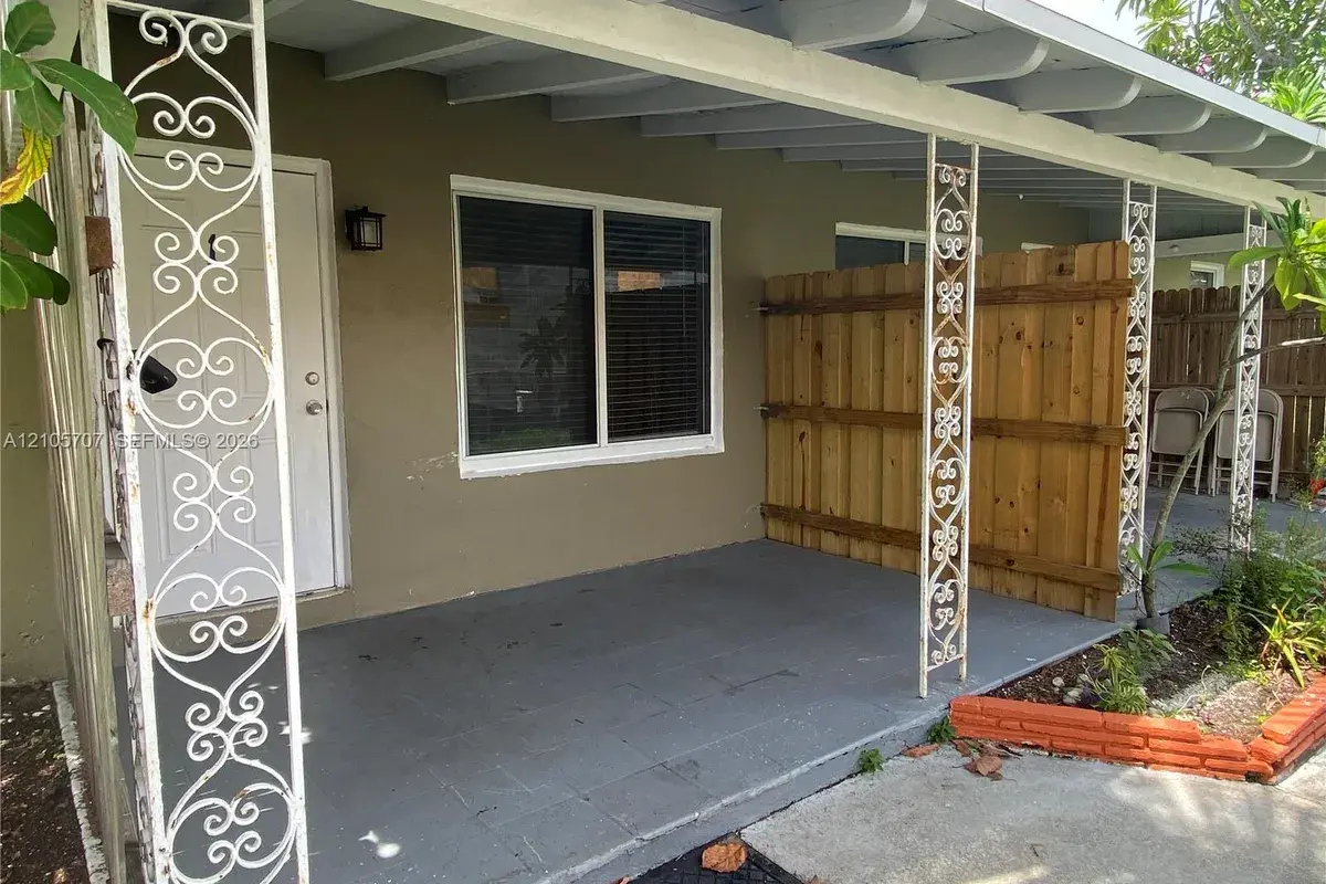 2215 Adams St # 2, Hollywood FL 33020