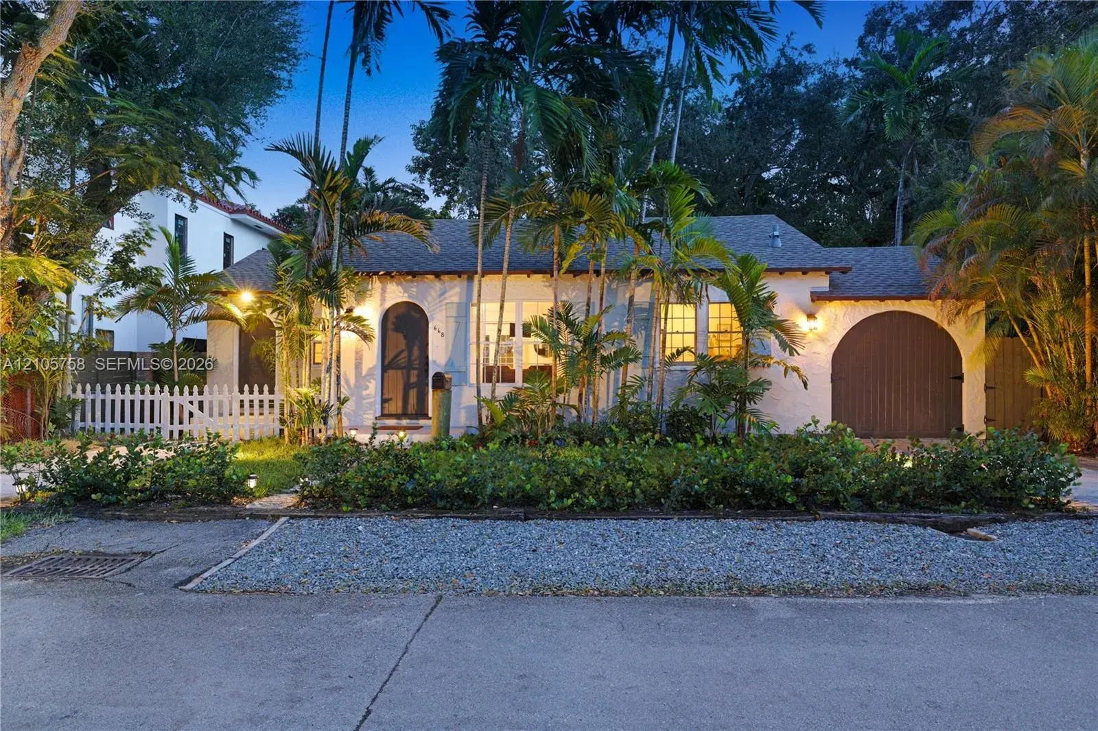 668 NE 70th St, Miami FL 33138