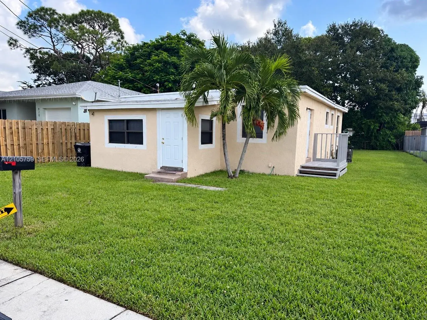 3 bedroom 2 bath Residential Lease for rent at 824 NW 15th Ave # 824, Fort Lauderdale FL 33311