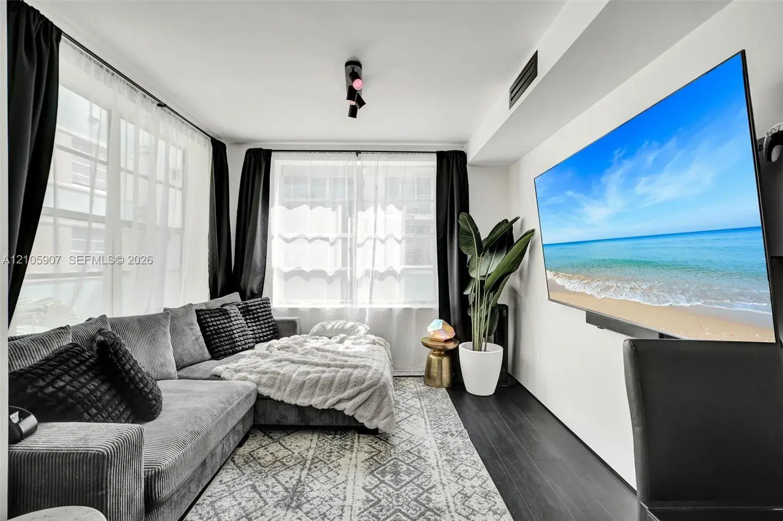 1460 Ocean Dr # 308, Miami Beach FL 33139