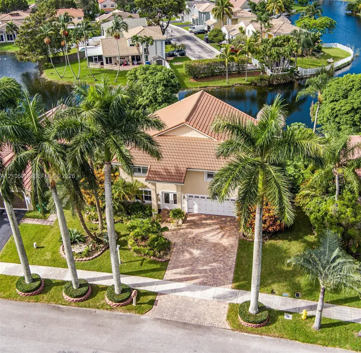 4 bedroom 2 bath Residential for sale at 14010 Appalachian Trl, Davie FL 33325