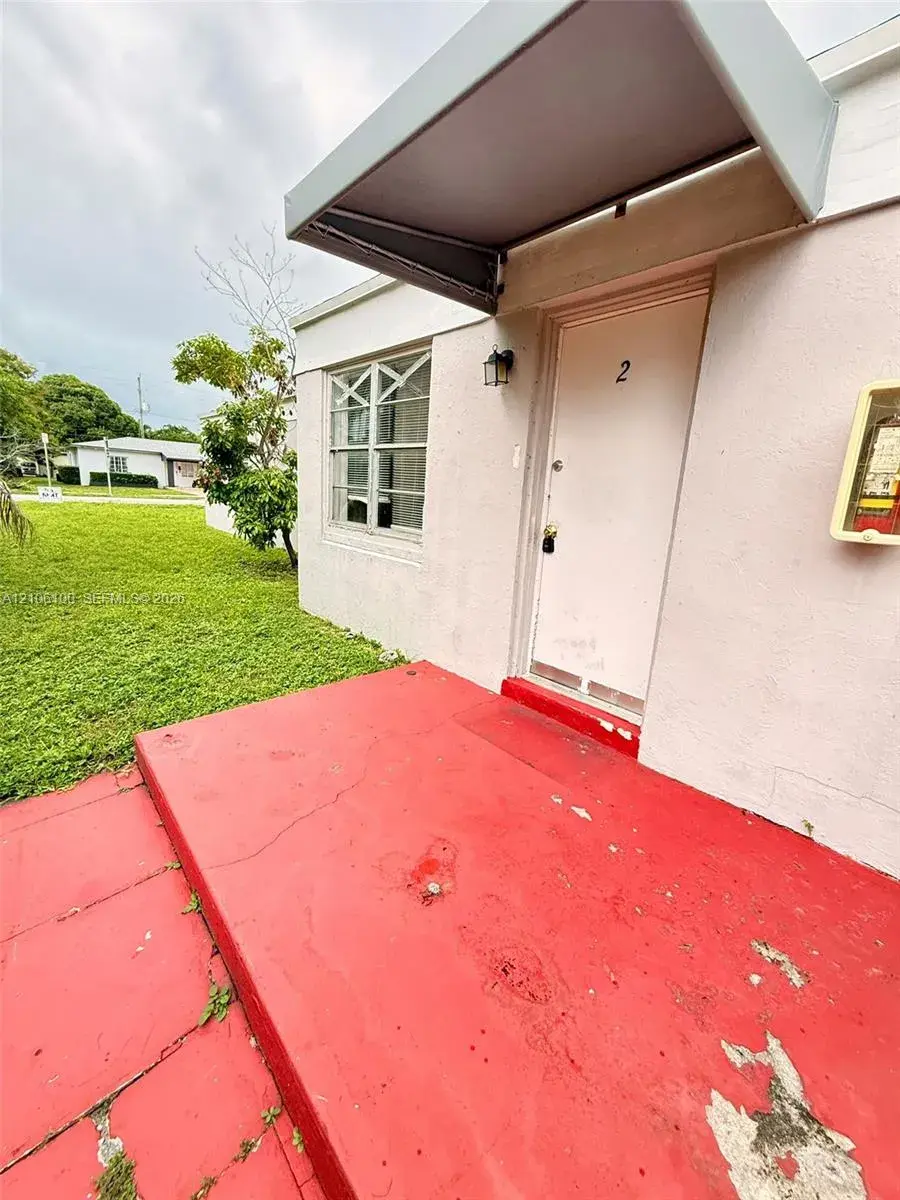 1919 Buchanan St # 2, Hollywood FL 33020