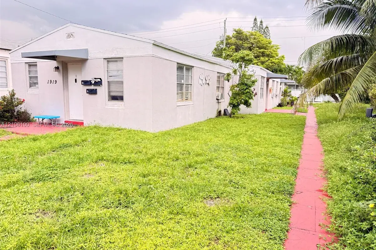 1919 Buchanan St # 2, Hollywood FL 33020