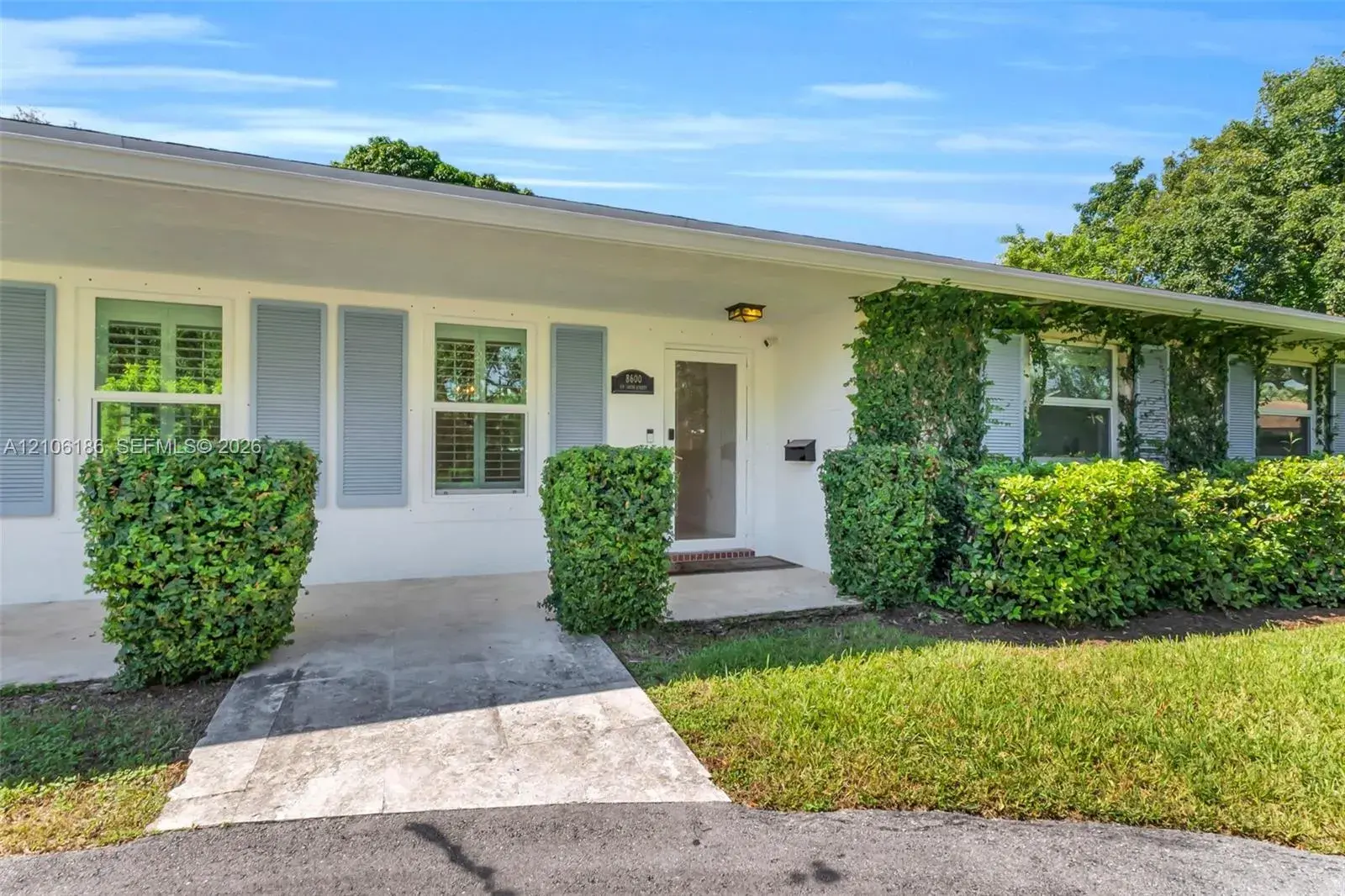 8600 SW 145th St, Palmetto Bay FL 33158