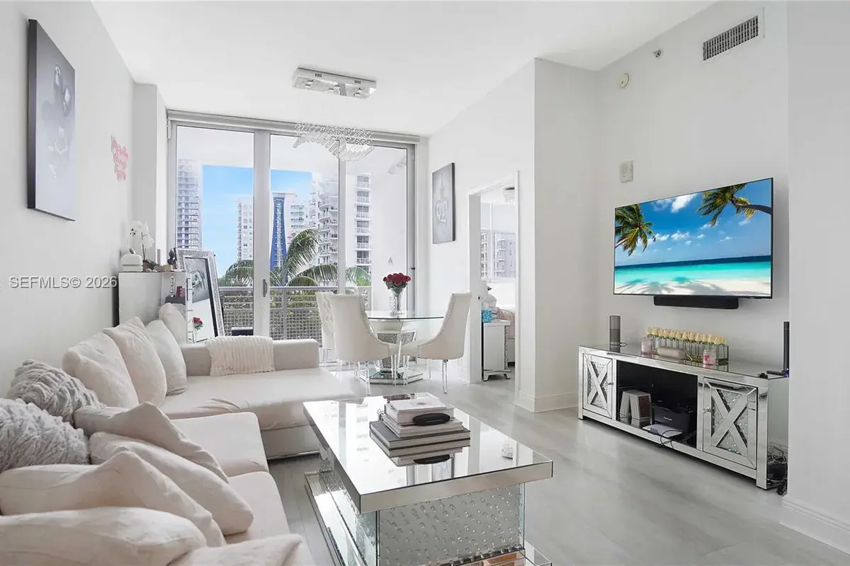 2200 NE 4th Ave # 608, Miami FL 33137