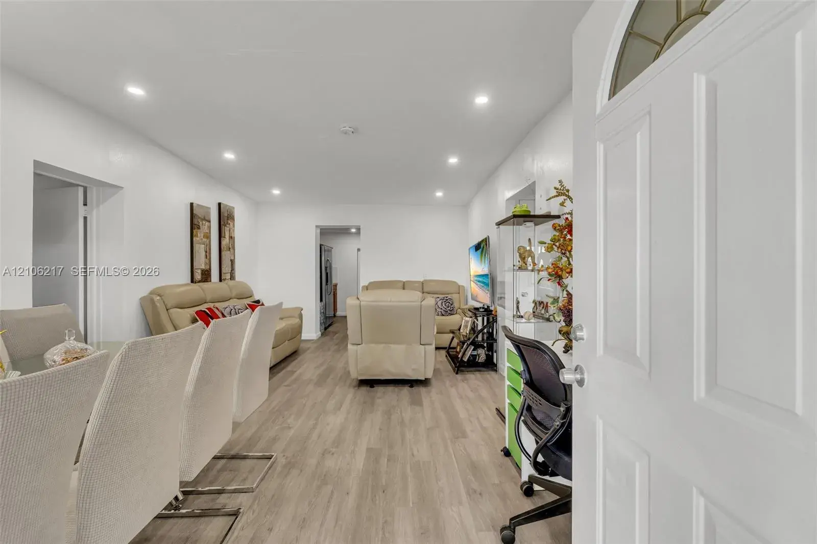 9555 NW 36th Ave, Miami FL 33147