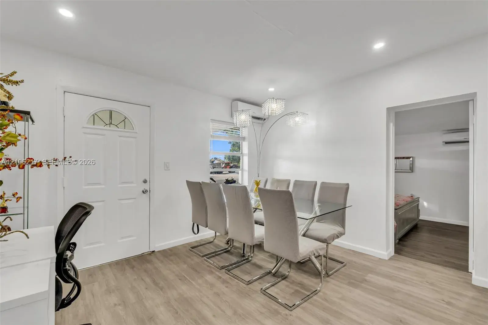 9555 NW 36th Ave, Miami FL 33147