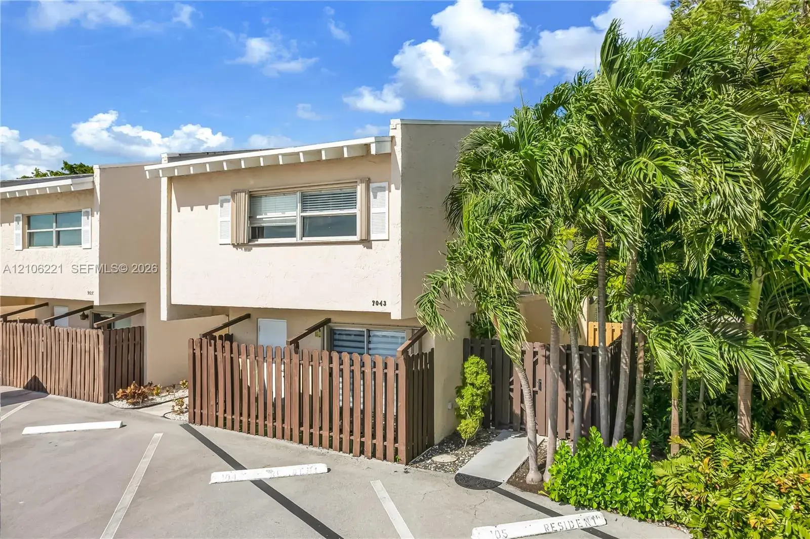 3 bedroom 2 bath Residential for sale at 9043 Park Road Dr # 9043, Miami Shores FL 33138