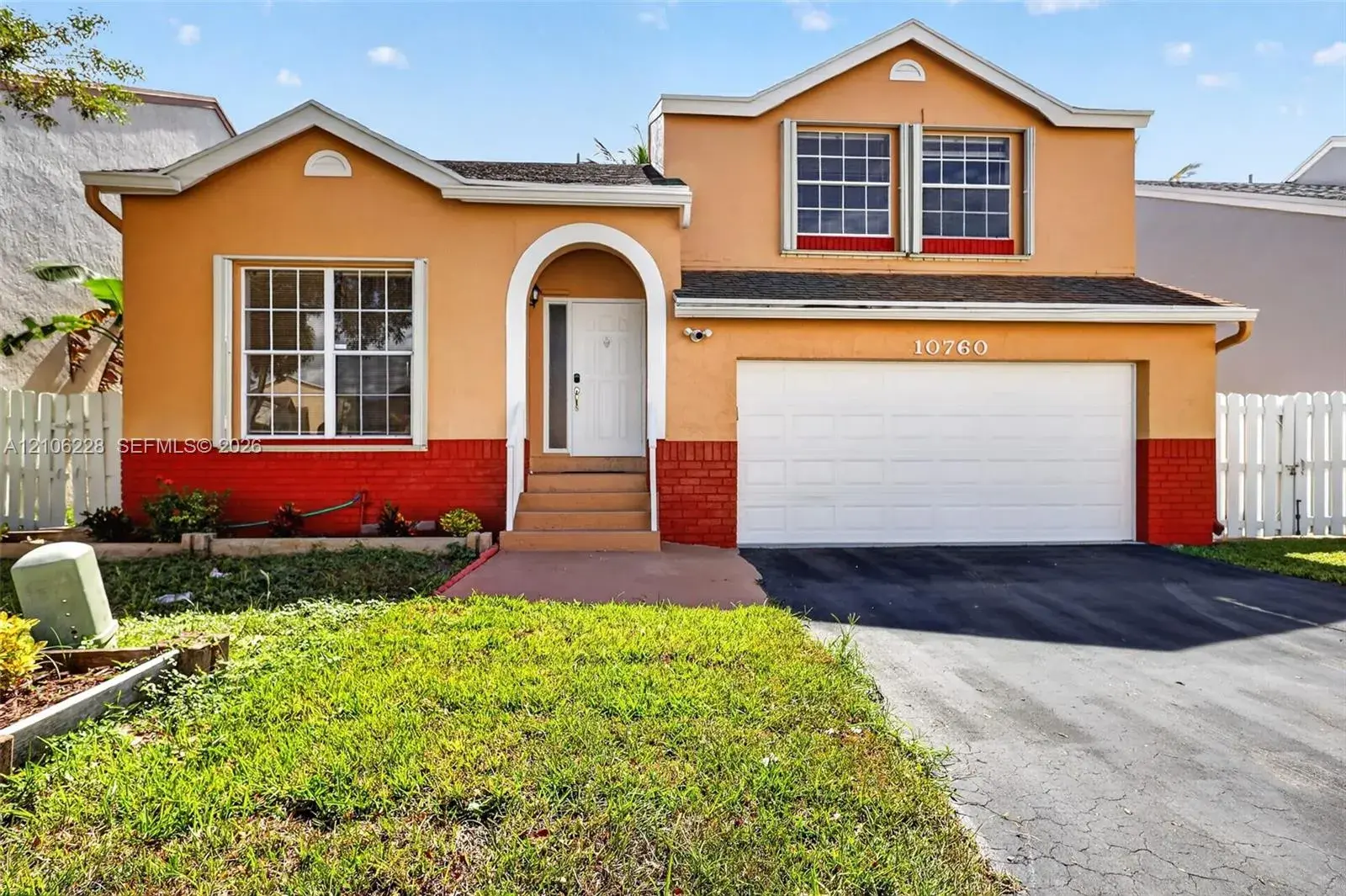 4 bedroom 2 bath Residential for sale at 10760 SW 11th Dr, Davie FL 33324