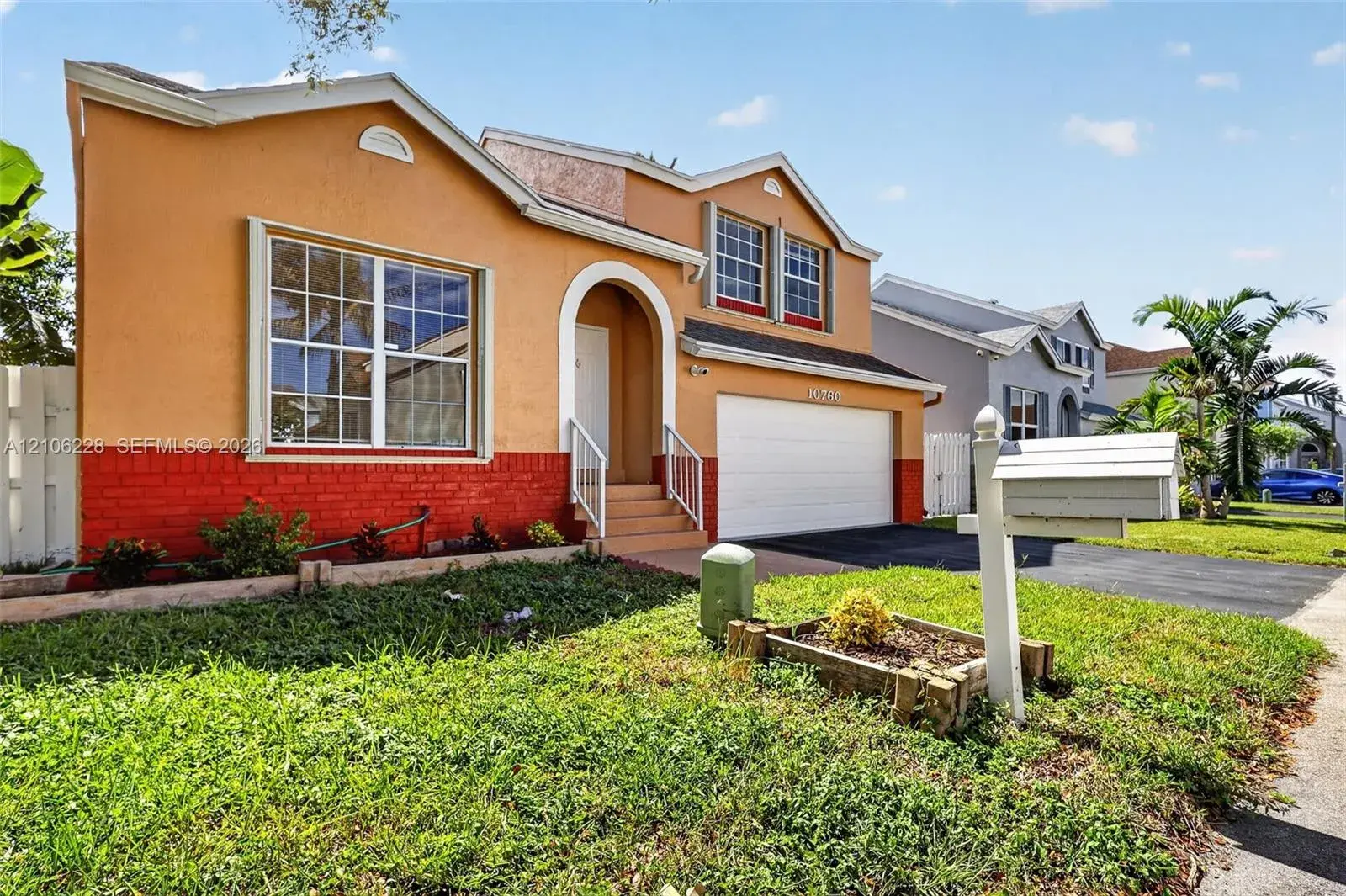 10760 SW 11th Dr, Davie FL 33324