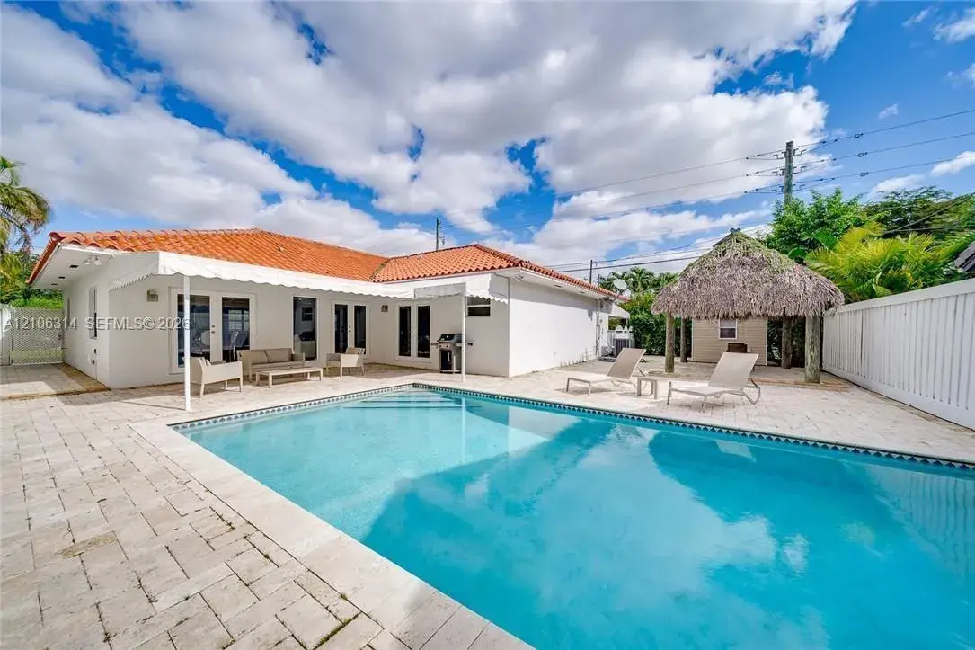3 bedroom 3 bath Residential for sale at 6300 SW 34th St, Miami FL 33155