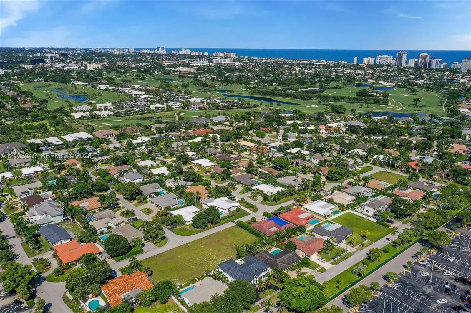2319 NE 35th Dr, Fort Lauderdale FL 33308