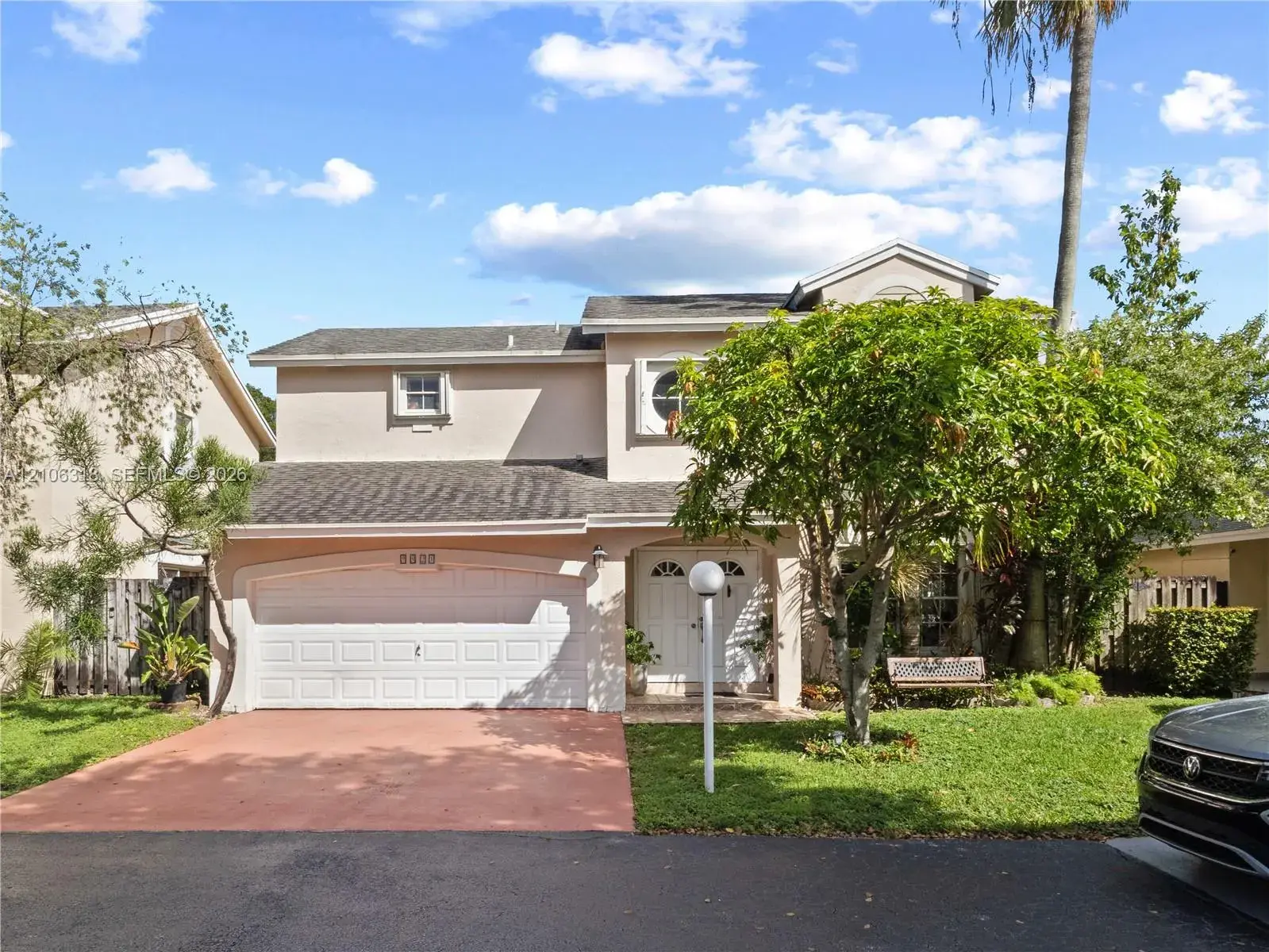 9921 NW 51st Ln, Doral FL 33178
