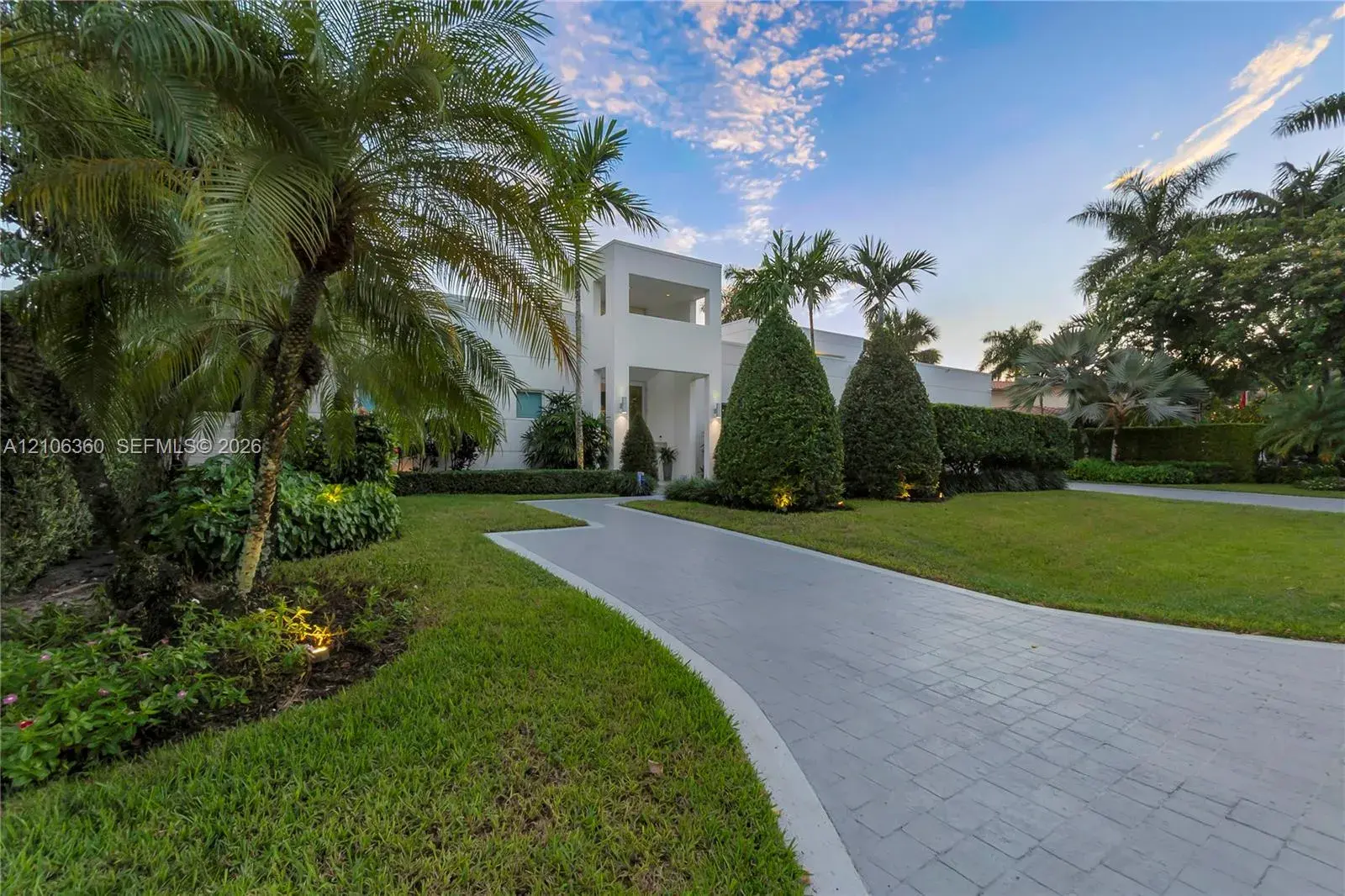 3 bedroom 3 bath Residential for sale at 2632 NE 35th Dr, Fort Lauderdale FL 33308