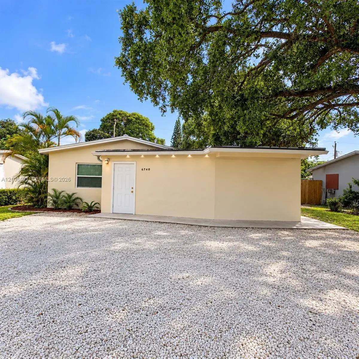 3 bedroom 2 bath Residential Lease for rent at 6740 Park St, Hollywood FL 33024
