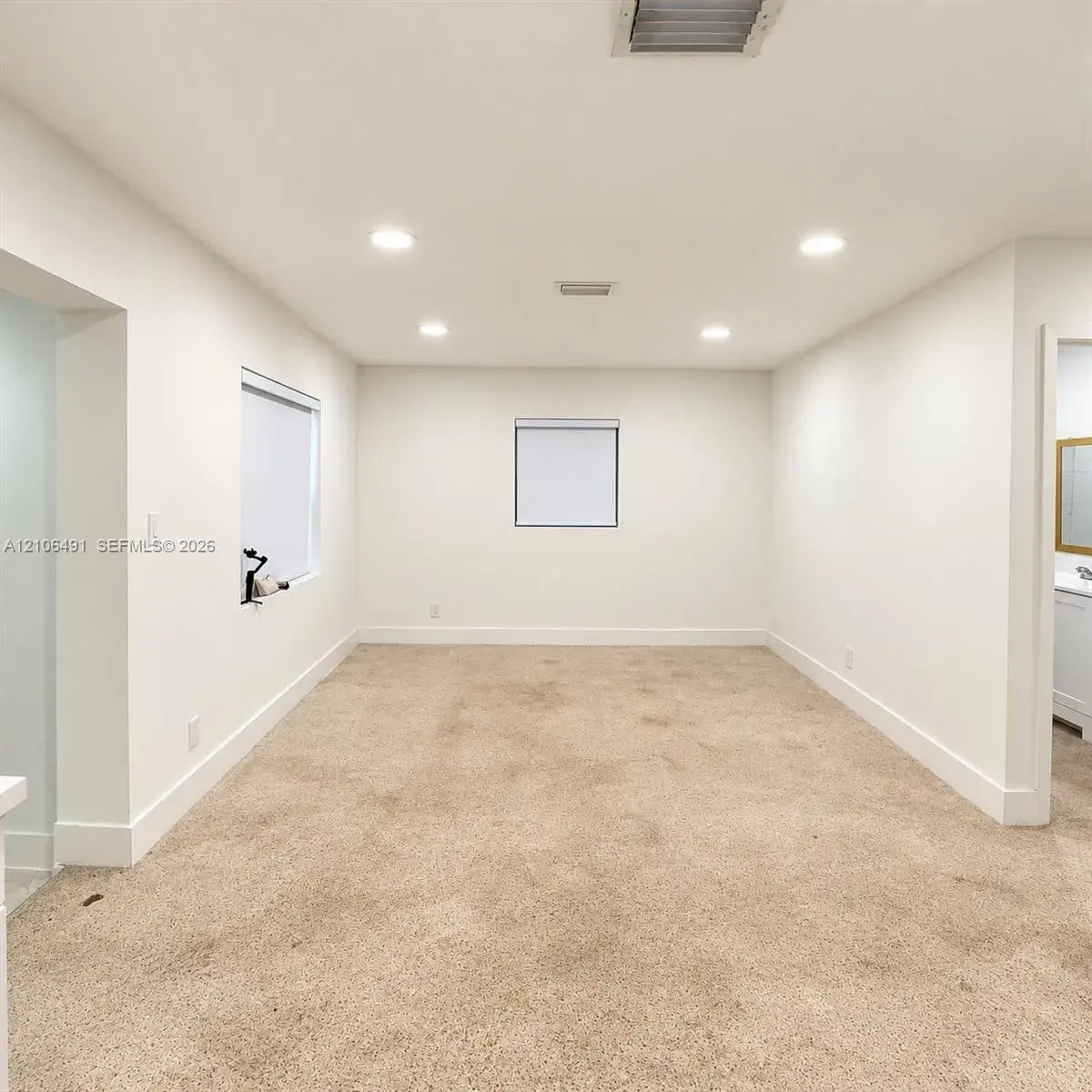 6740 Park St, Hollywood FL 33024