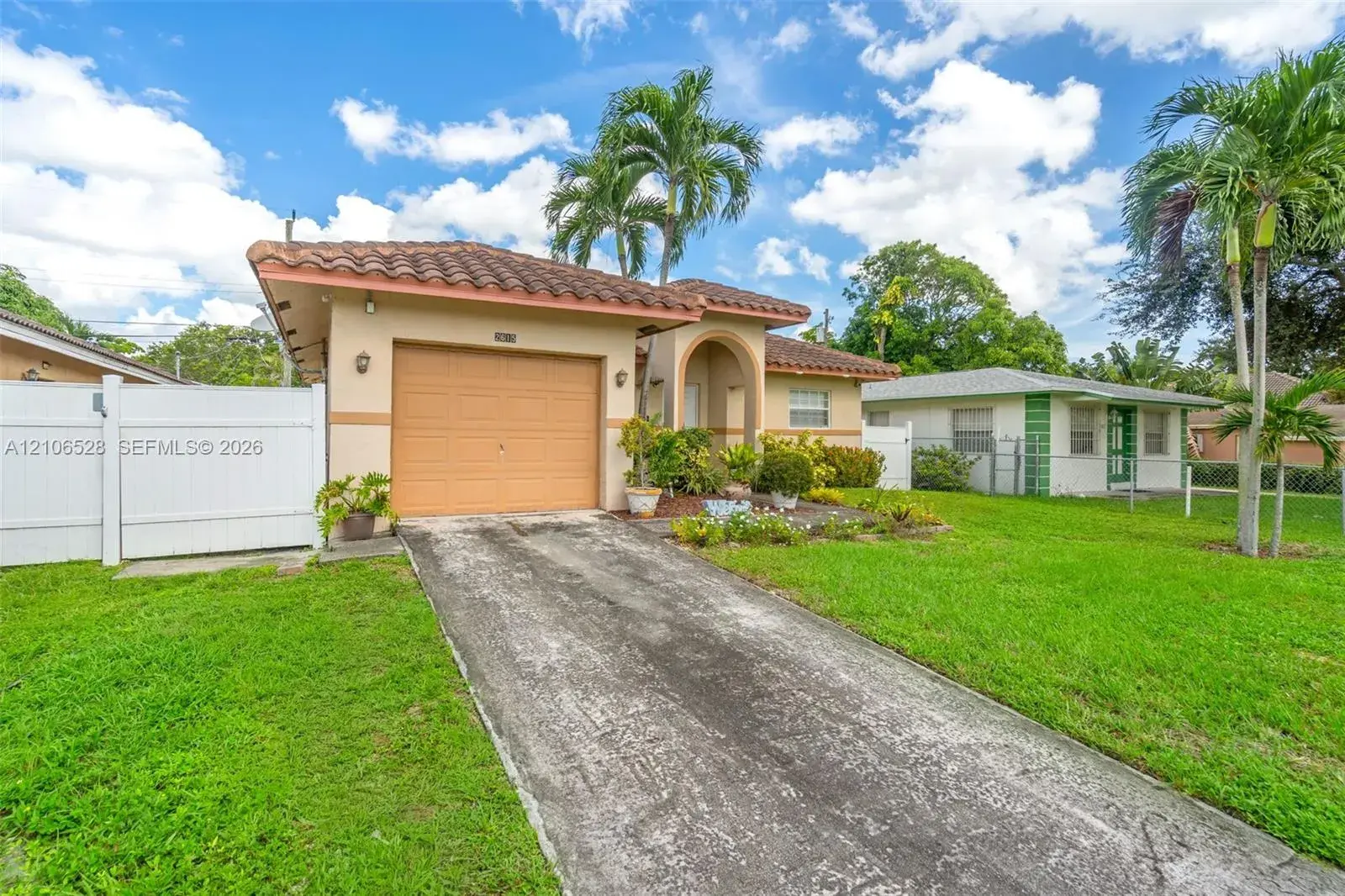 2615 NW 14th St, Fort Lauderdale FL 33311