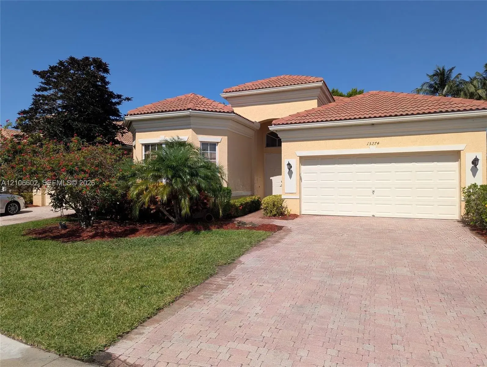 2 bedroom 2 bath Residential for sale at 15274 Fiorenza Cir, Delray Beach FL 33446