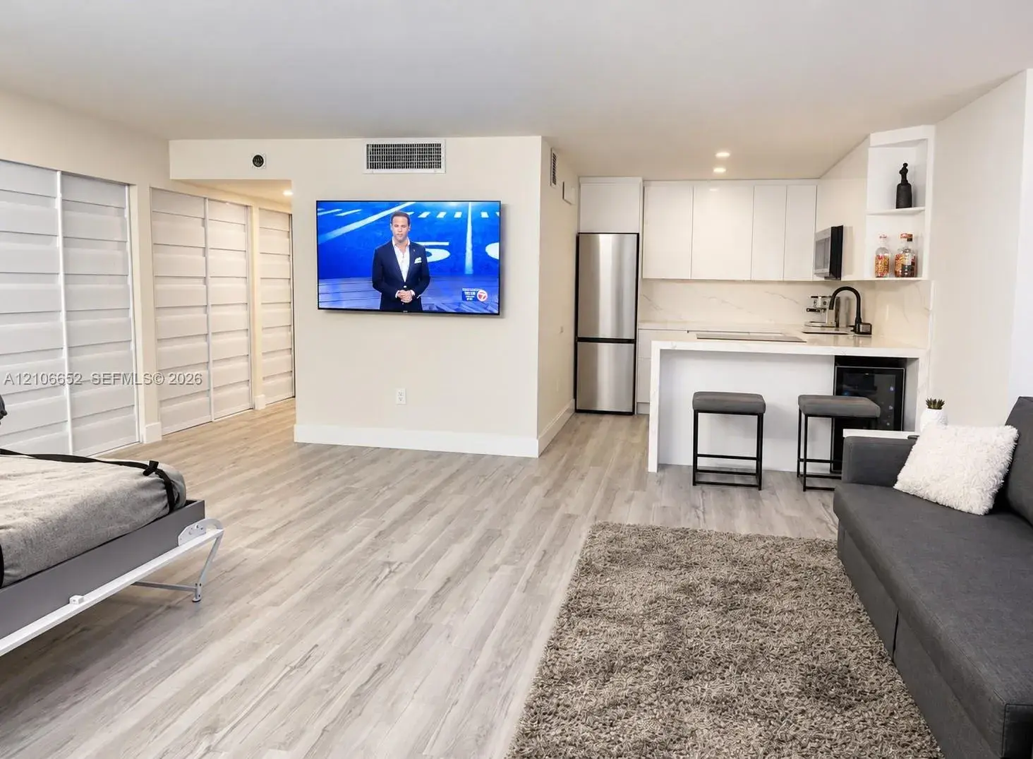 1 bath Residential for sale at 345 Ocean Dr # 325, Miami Beach FL 33139