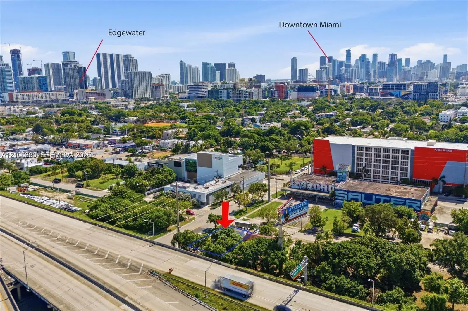 301 NW 37th St, Miami FL 33127