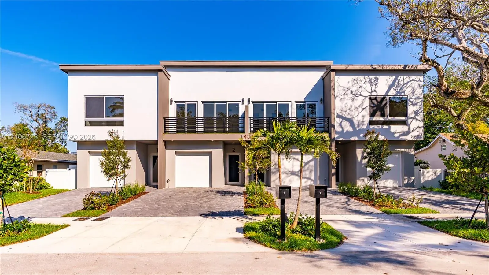 Residential Income for sale at 1421 SW 24th Ct, Fort Lauderdale FL 33315