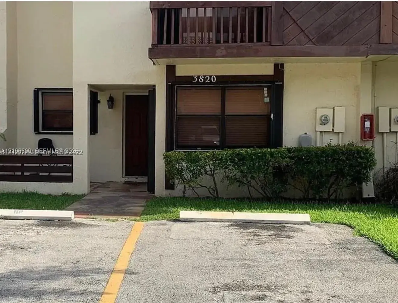 3820 SW 52nd Ave, Hollywood FL 33023