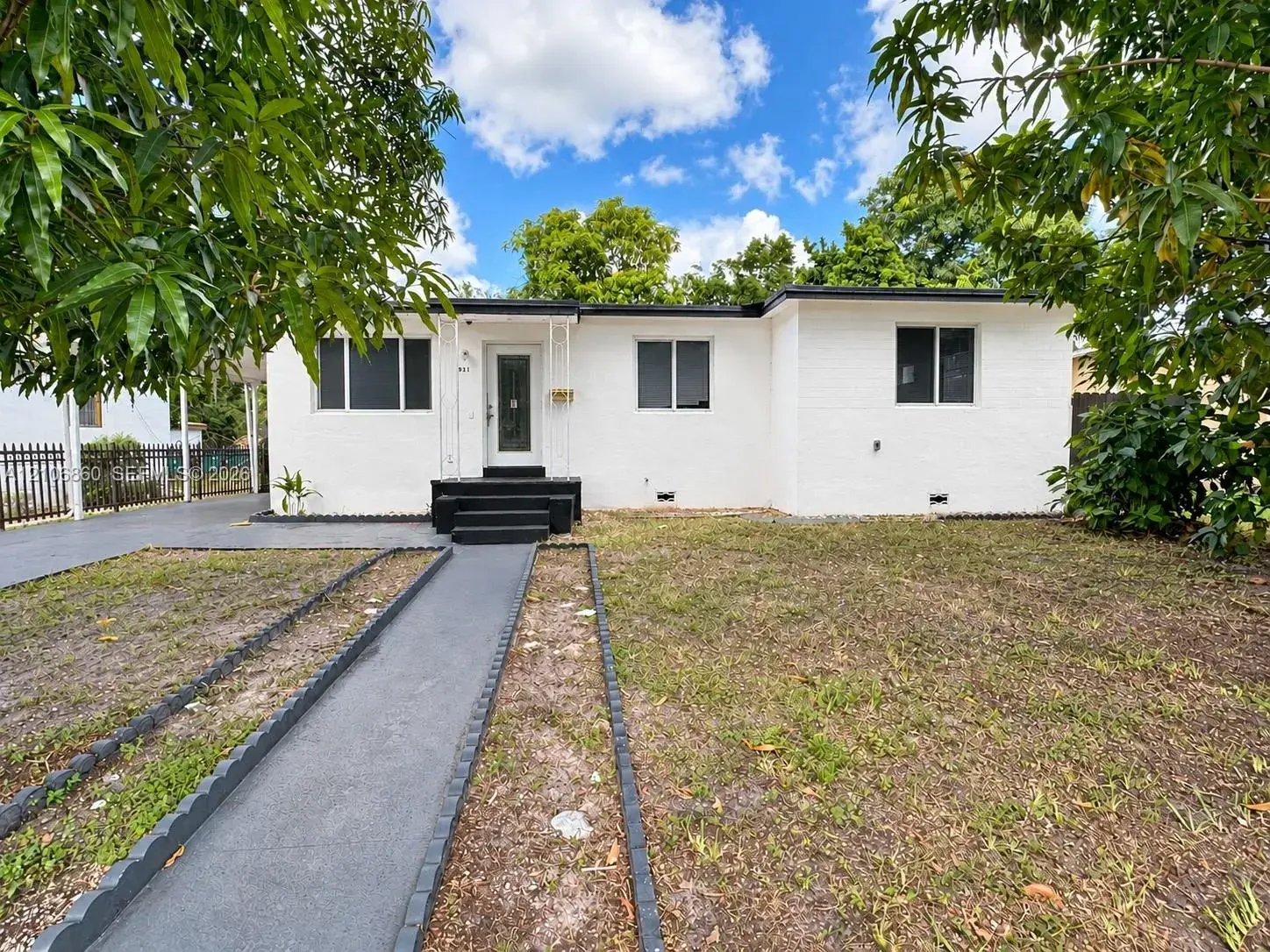 3 bedroom 2 bath Residential for sale at 921 NE 154th St, North Miami Beach FL 33162