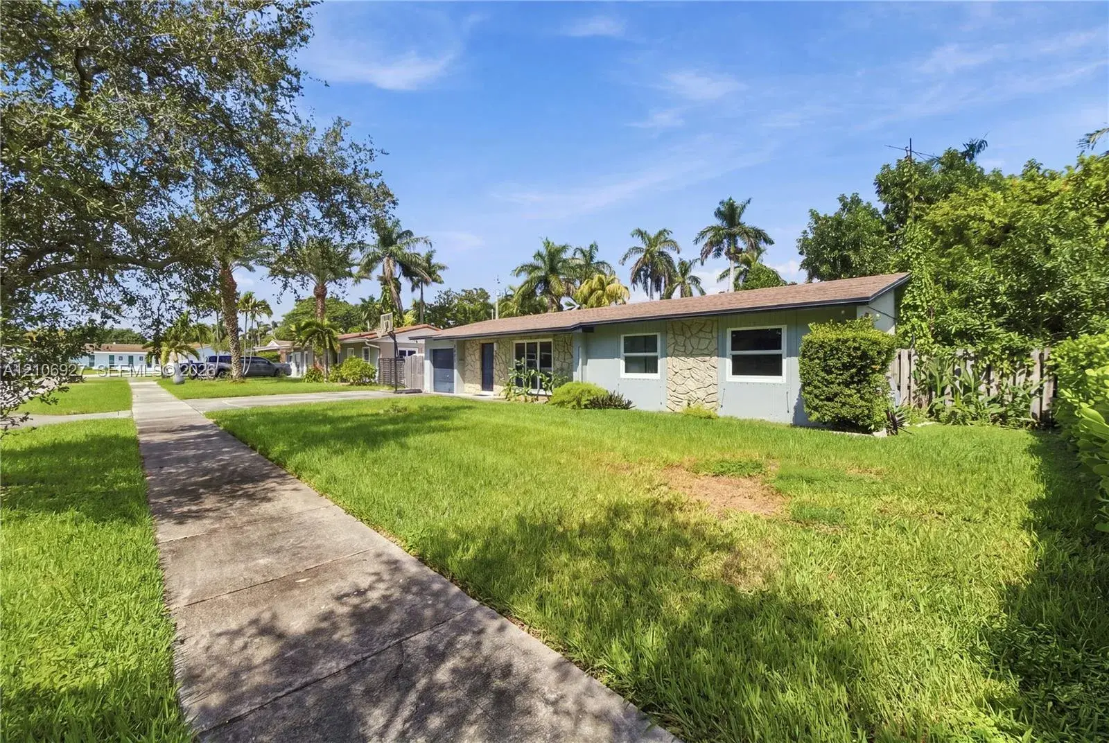 9121 SW 184th Ter, Cutler Bay FL 33157
