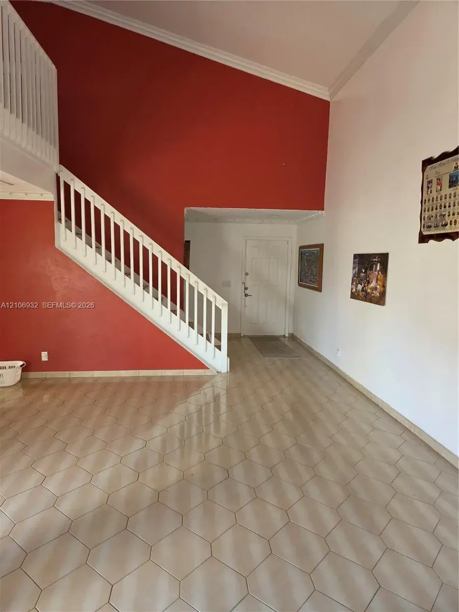 6328 NW 181st Ter, Hialeah FL 33015
