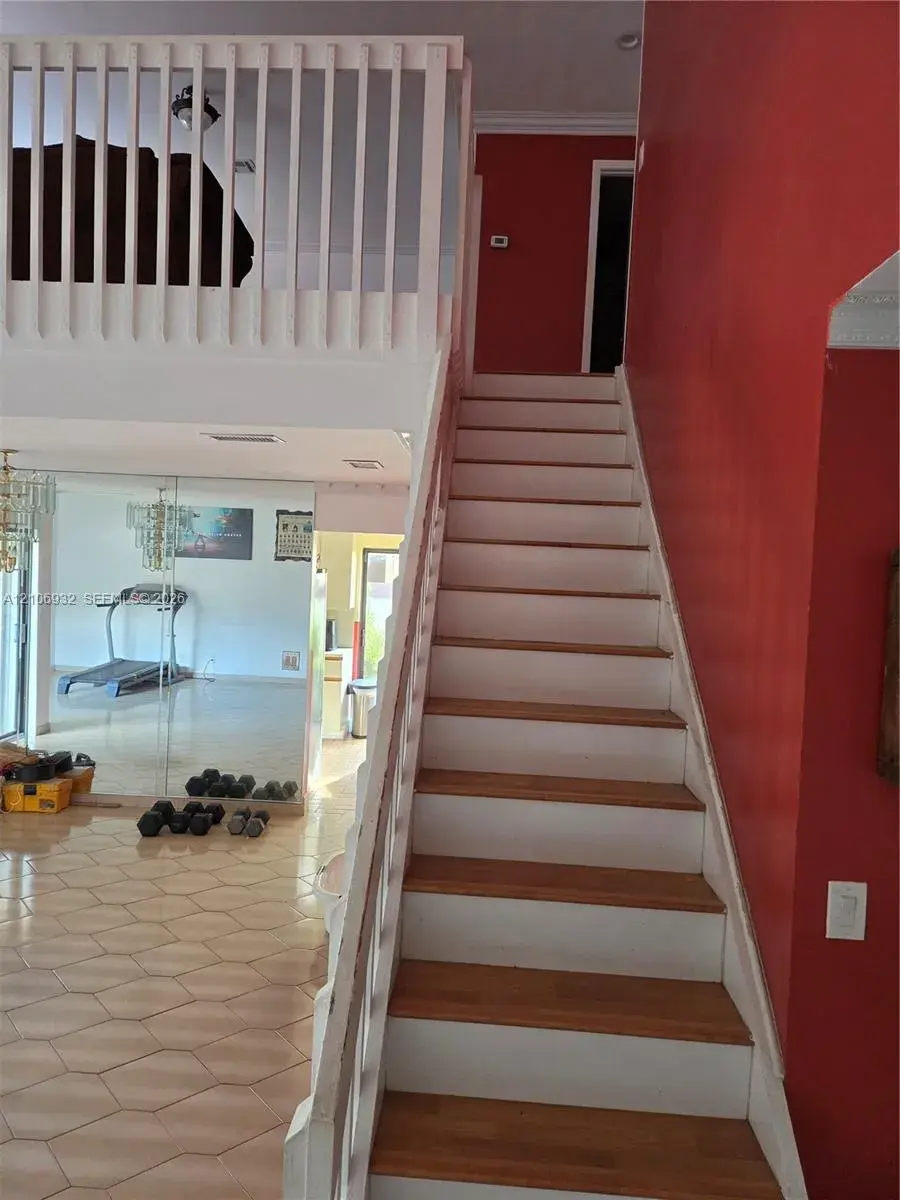 6328 NW 181st Ter, Hialeah FL 33015