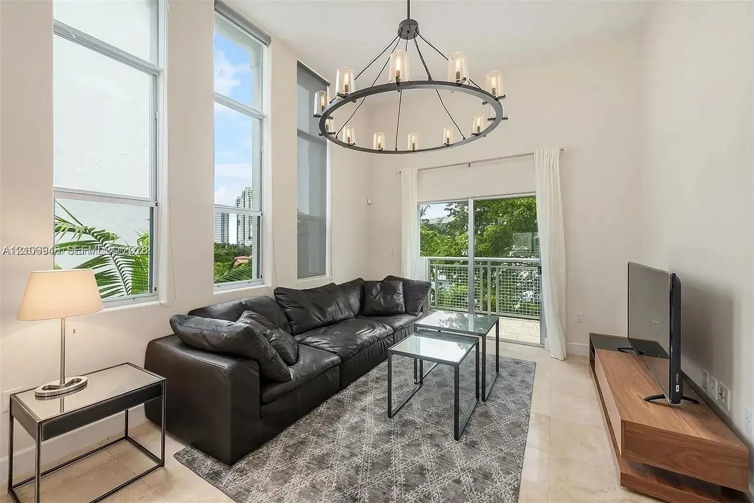 2 bedroom 2 bath Residential for sale at 1040 10th St # 402, Miami Beach FL 33139