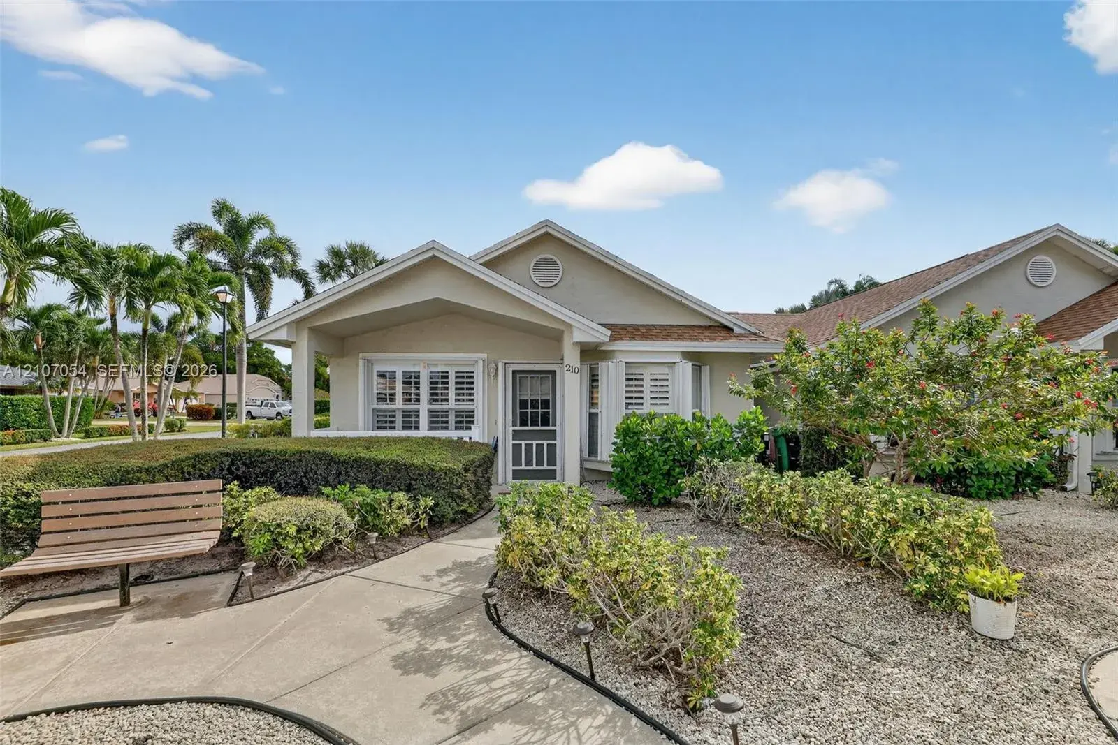 2 bedroom 2 bath Residential for sale at 210 NW Zanzibar Pl, Port St. Lucie FL 34986