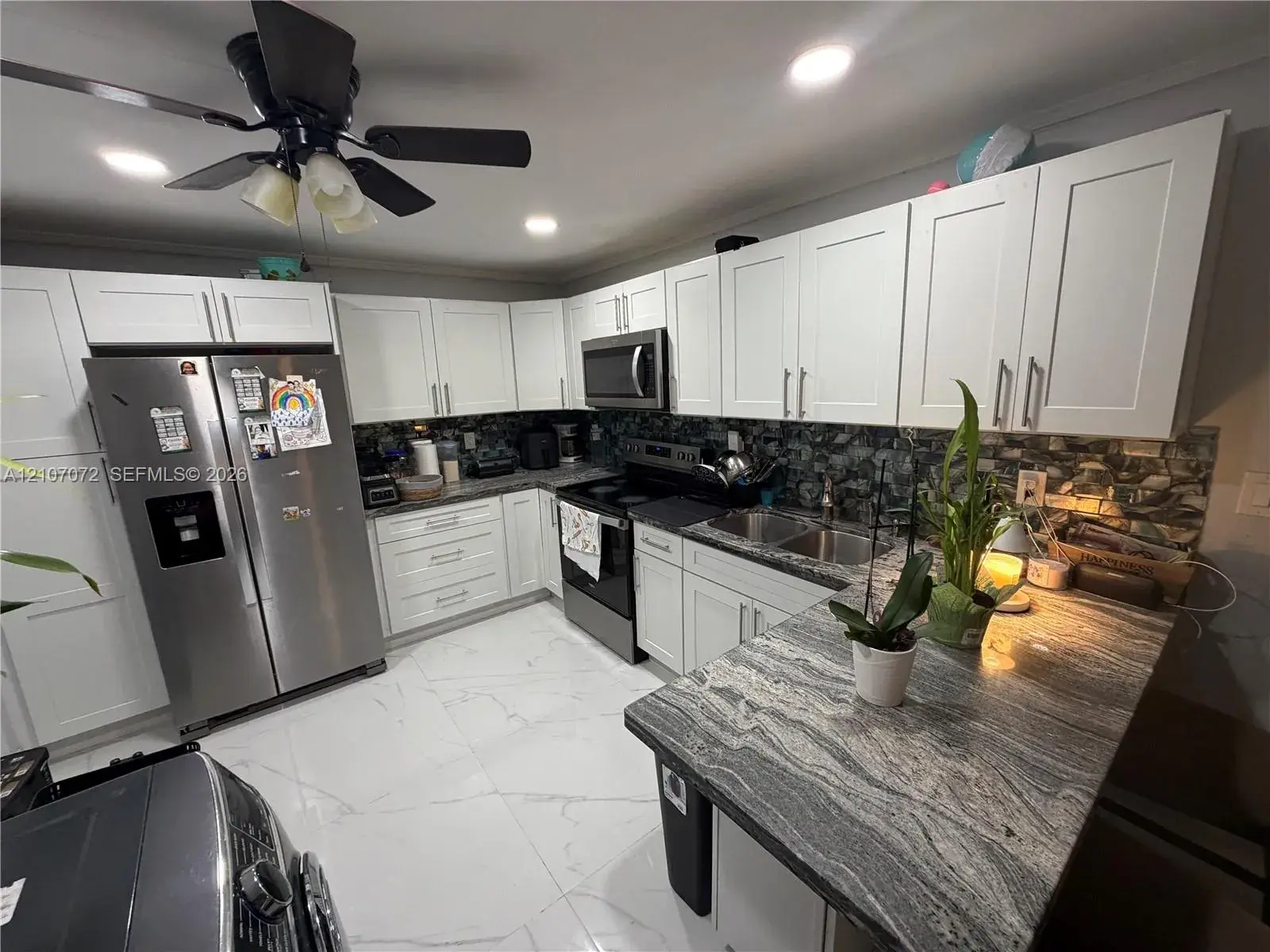 2 bedroom 1 bath Residential Lease for rent at 5621 Hope St # A, Hollywood FL 33021