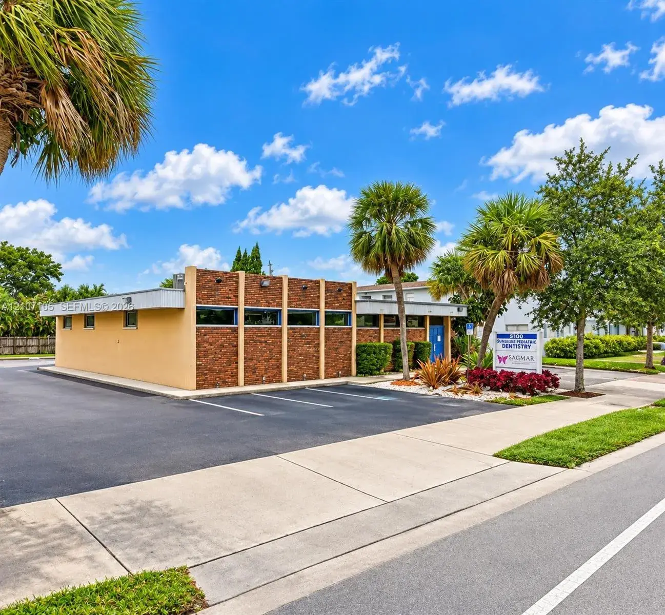 Commercial Sale for sale at 5100 Hollywood Blvd # B, Hollywood FL 33021
