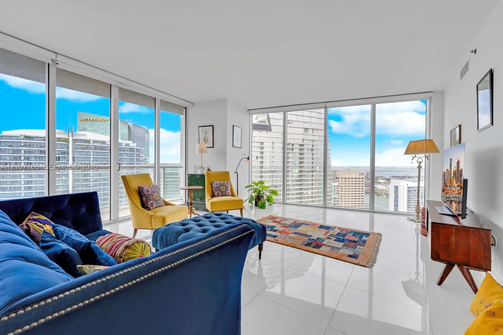 2 bedroom 2 bath Residential for sale at 465 Brickell Ave # 5002, Miami FL 33131
