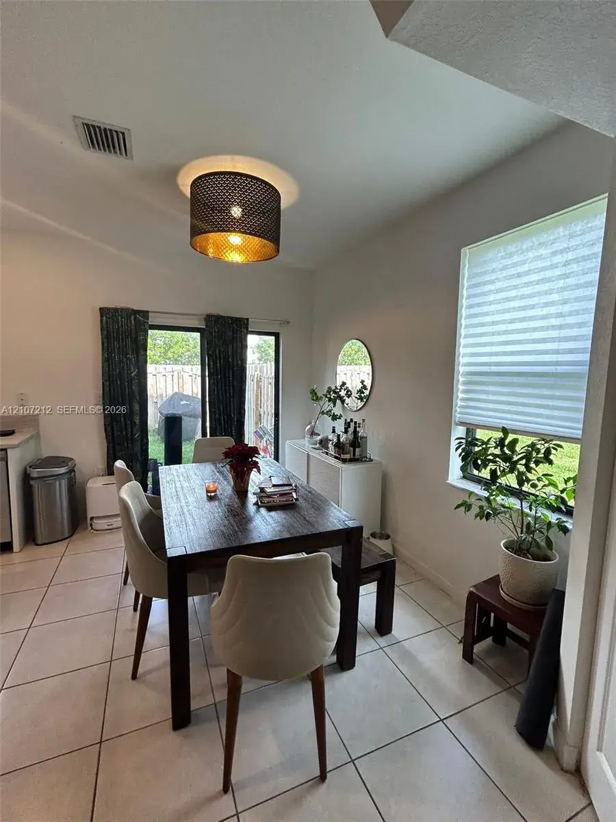 613 NE 208th Ter # 613, Miami FL 33179