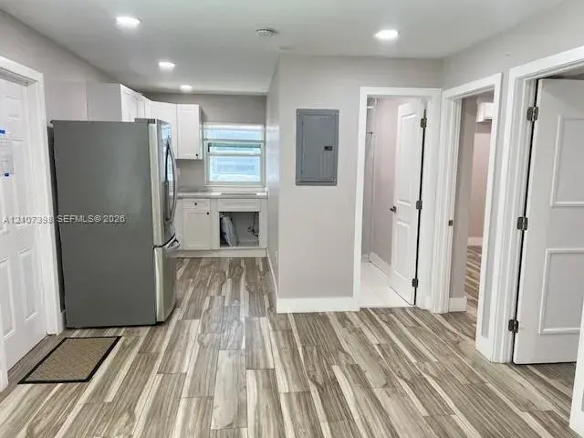 922 NW 2nd St, Miami FL 33128