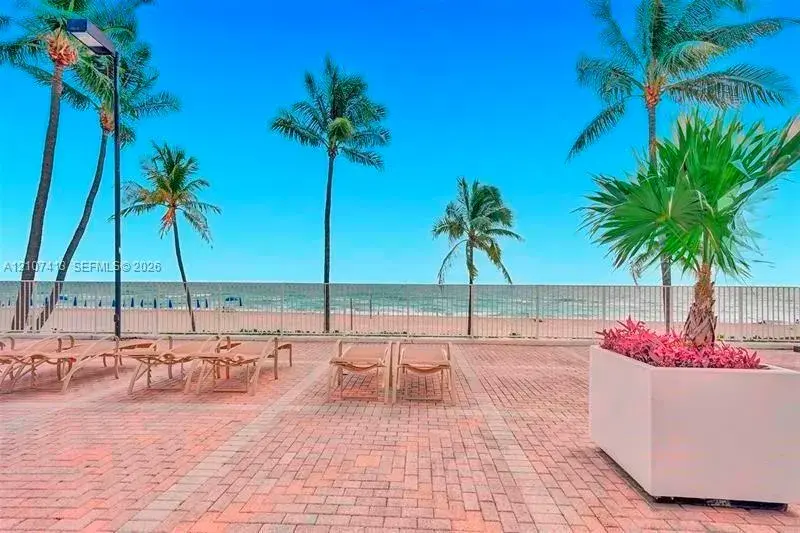 1 bedroom 1 bath Residential Lease for rent at 2301 S Ocean Dr # 1606, Hollywood FL 33019
