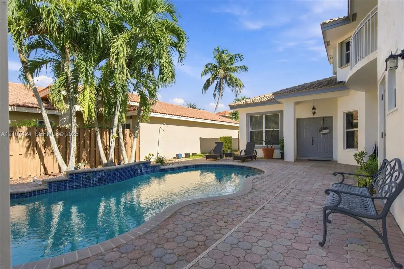 14702 Vista Luna Dr, Davie FL 33325
